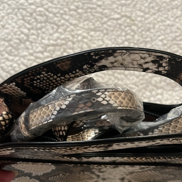 Enzo Angelini - Picture 2 of 5